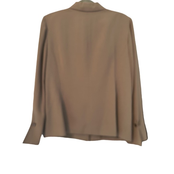 August Silk Blazer w/ Cool Buttonhole Detail and Buttons Size Large Work - Picture 3 of 6